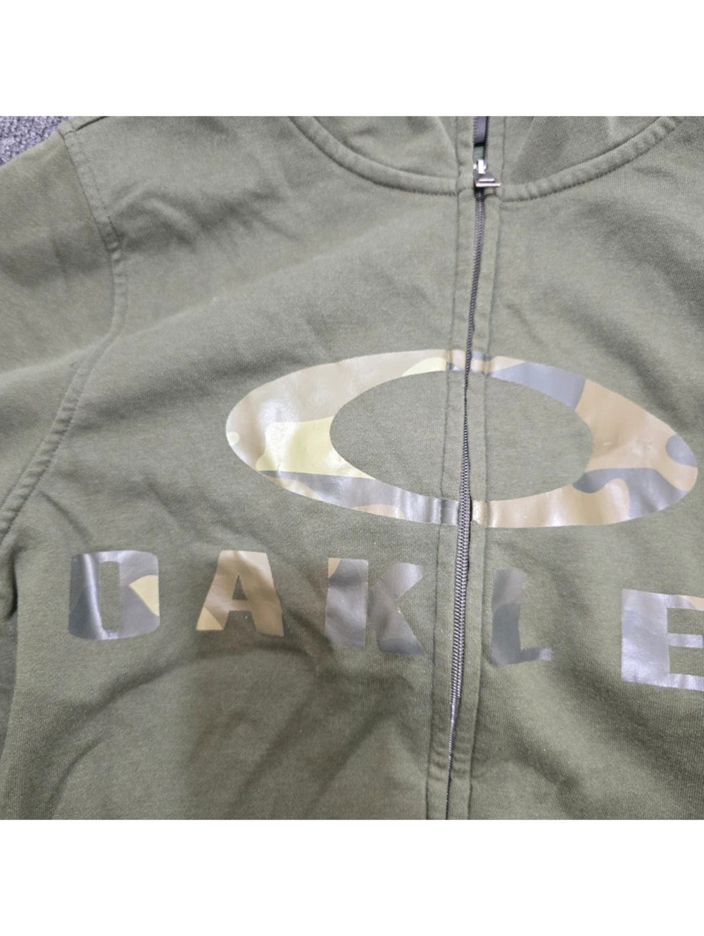 Oakley Full Zip Hoodie Men’s M Olive Green Regular Fit Fleece Lined Logo Jacket